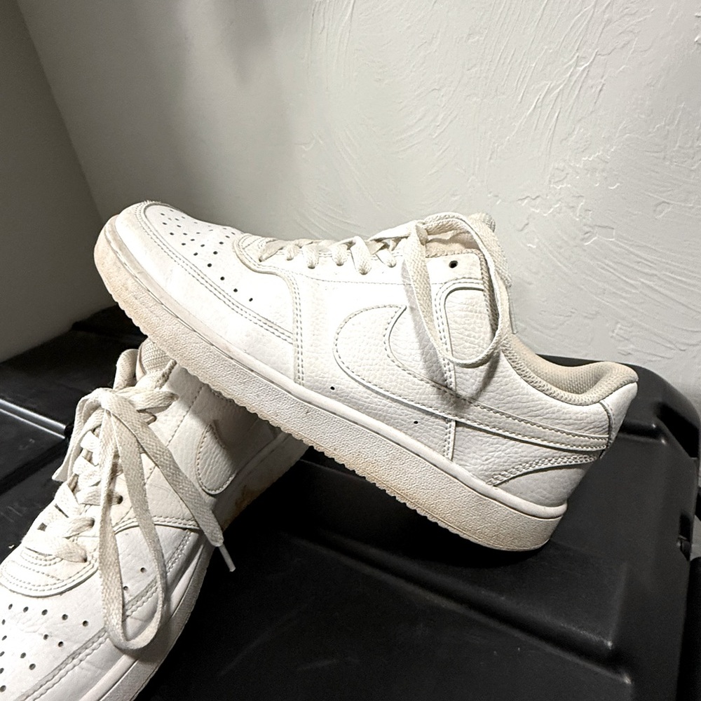 Nike Women's Light Pink/Off-White Leather Sneakers
